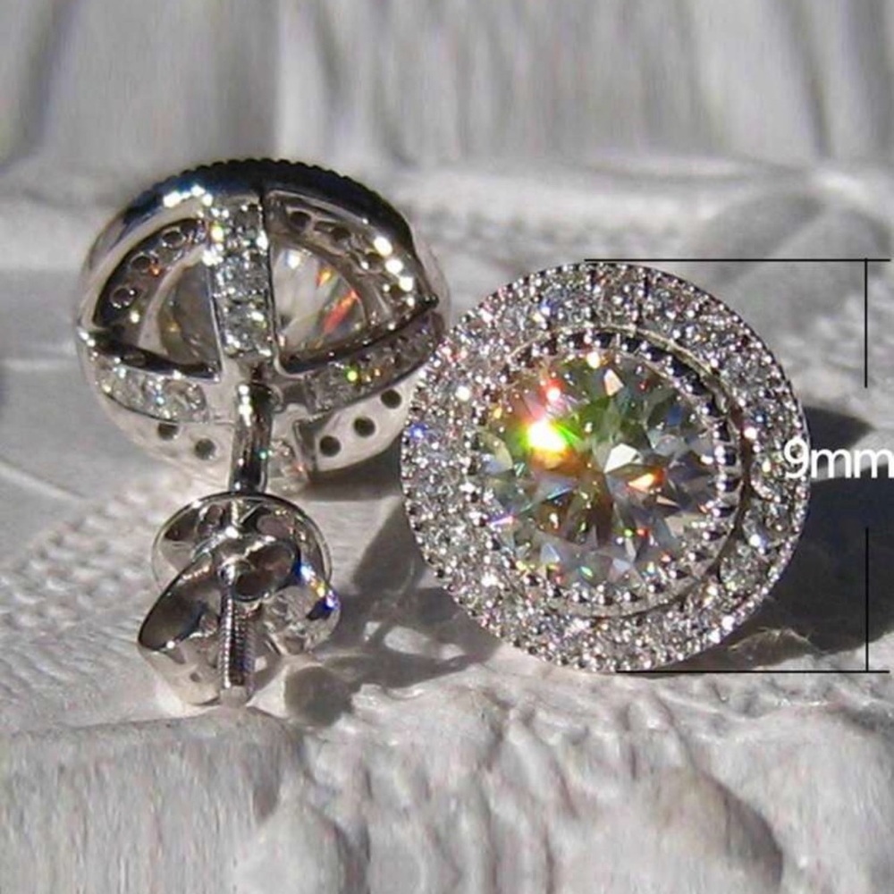 OVAL LAB DIAMOND EARRINGS